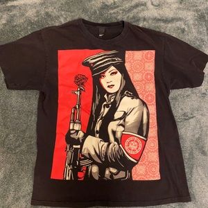 Obey mens shirt Large w/ propaganda art
